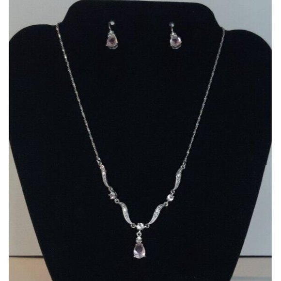 Women's Silver Toned Pink Stone Necklace And Earring Bridal Set - Picture 2 of 16